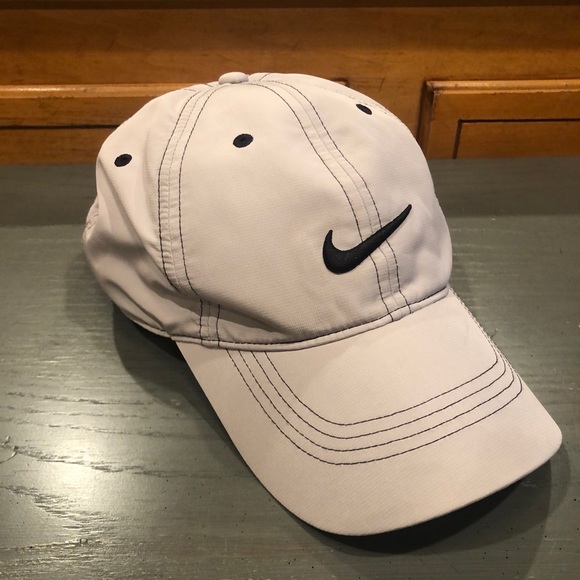 Men’s Nike Golf Hat